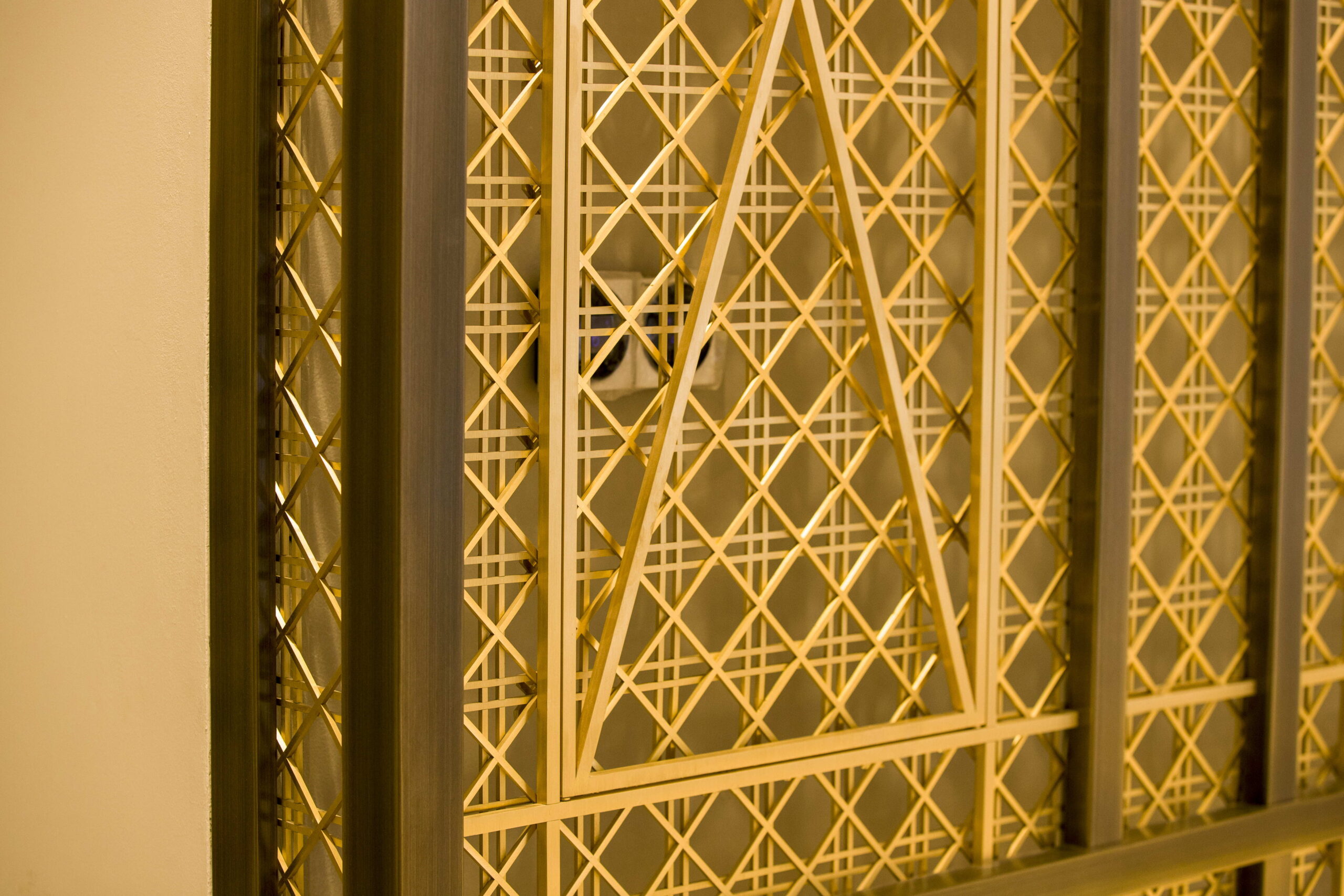 Decorative brass marquetry screens 